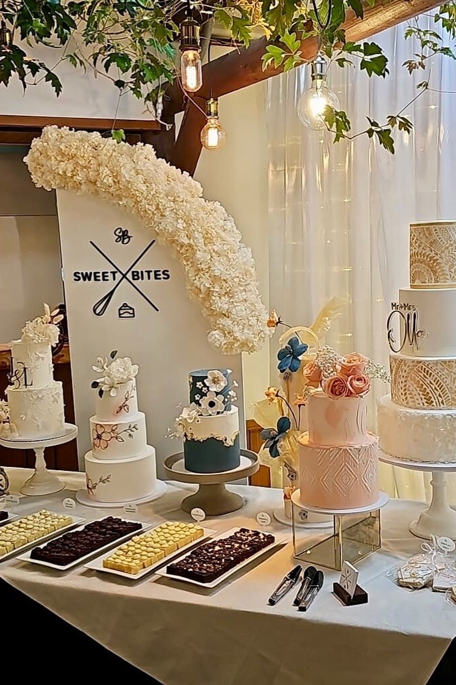 Sweet Bites Cakes Display