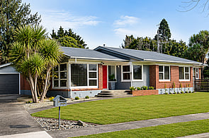 SOLD - 11 Hooker Ave, Chedworth$840,000