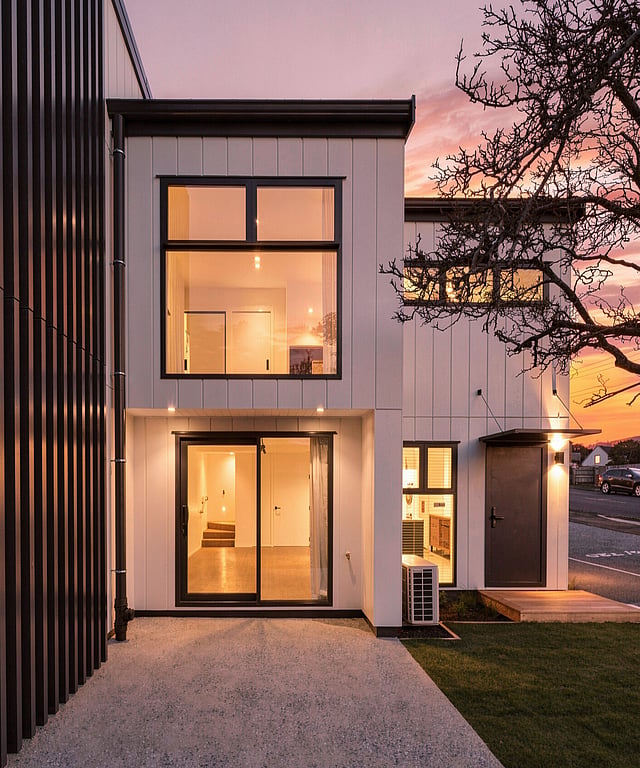 Exterior image of Highgate Ridge townhouse in Maori Hill by MJW Homes. Dunedin, Otago NZ