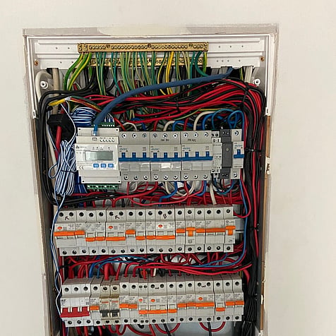 Switchboard with energy meter and solar protection, Te Hoe
