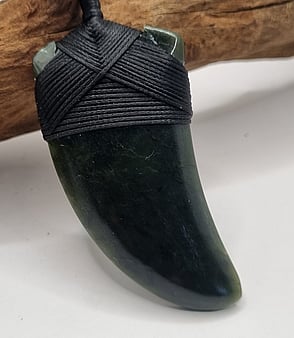 REI NIHO TOOTH PENDANT Category
