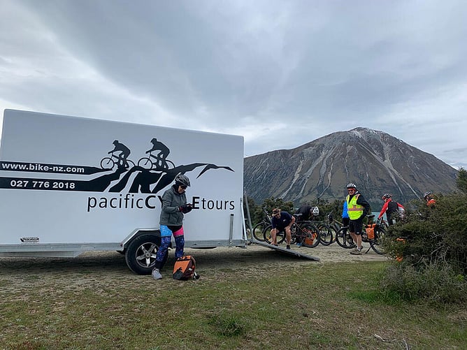 Small group on a guided 10-night e-bike tour crossing big-sky country in New Zealand's South Island
